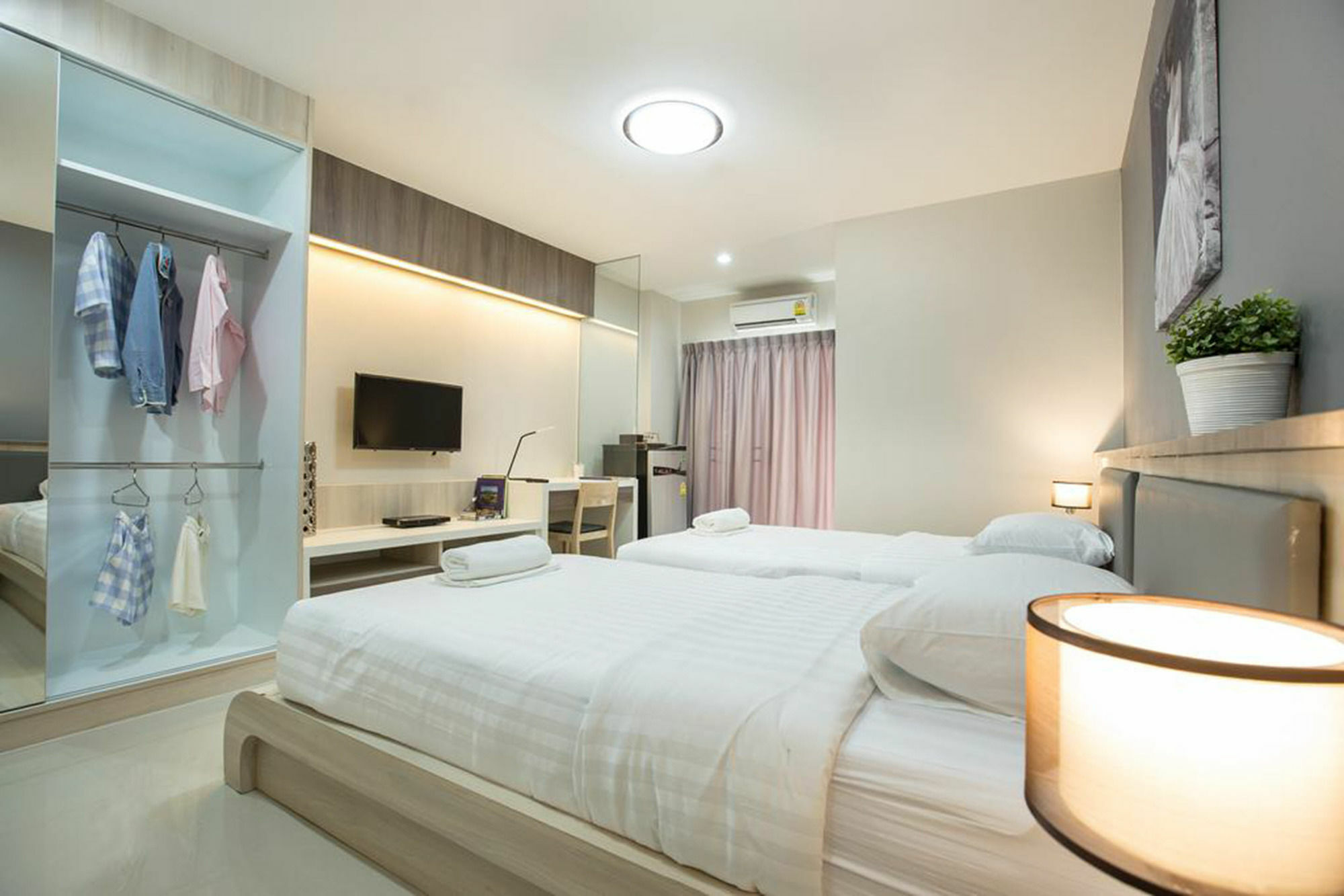 Central Place Serviced Apartment Angsila Chonburi Extérieur photo