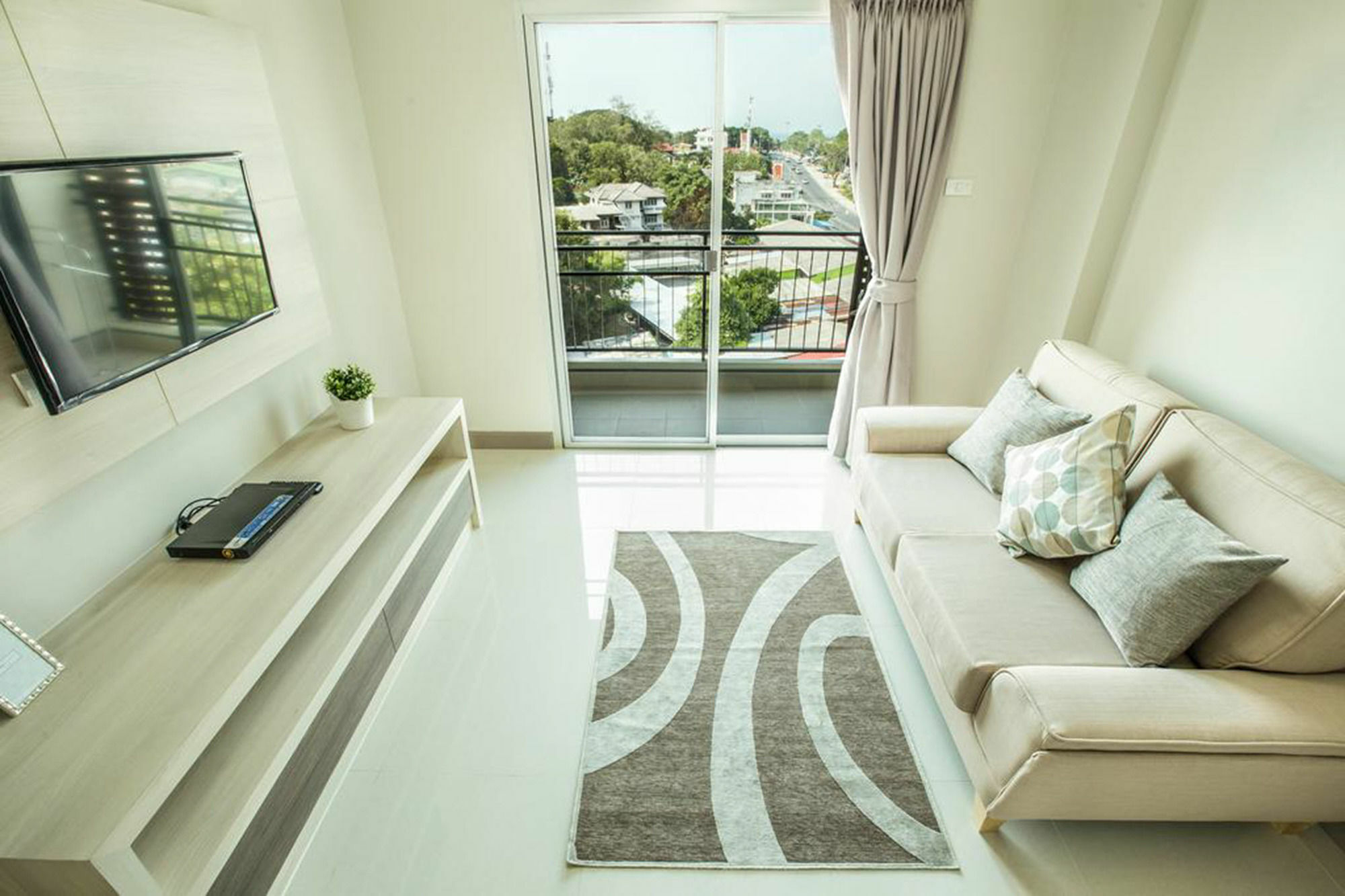 Central Place Serviced Apartment Angsila Chonburi Extérieur photo